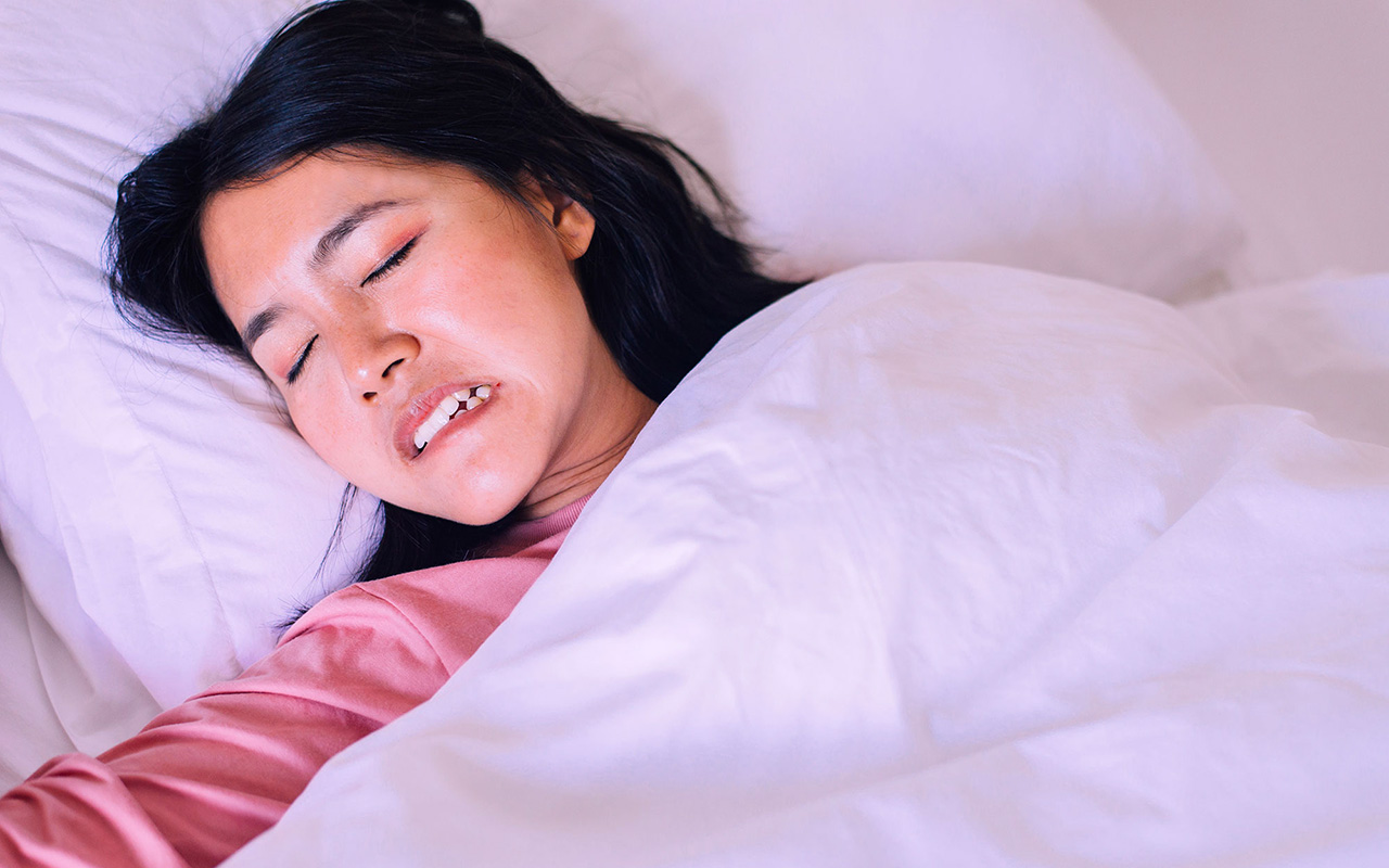 Il bruxismo negli adulti è un problema da non sottovalutare: digrignare i denti durante il sonno può causare diversi problemi. Ecco i migliori rimedi come curare il bruxismo negli adulti studio priotti