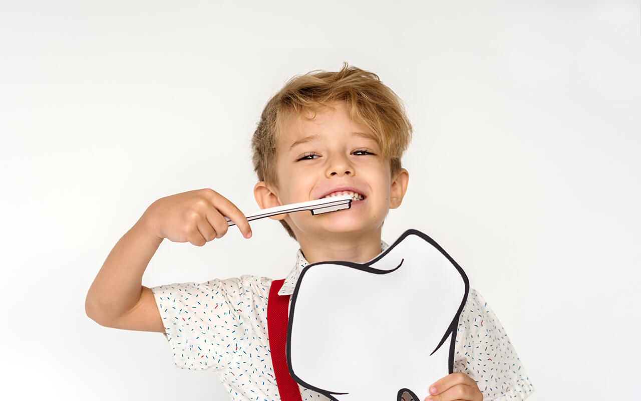 La prevenzione dentale nei bambini è un aspetto fondamentale per il corretto sviluppo della loro bocca: ecco qualche consiglio utile per mamma e papà prevenzione dentale nei bambini come proteggere i loro denti